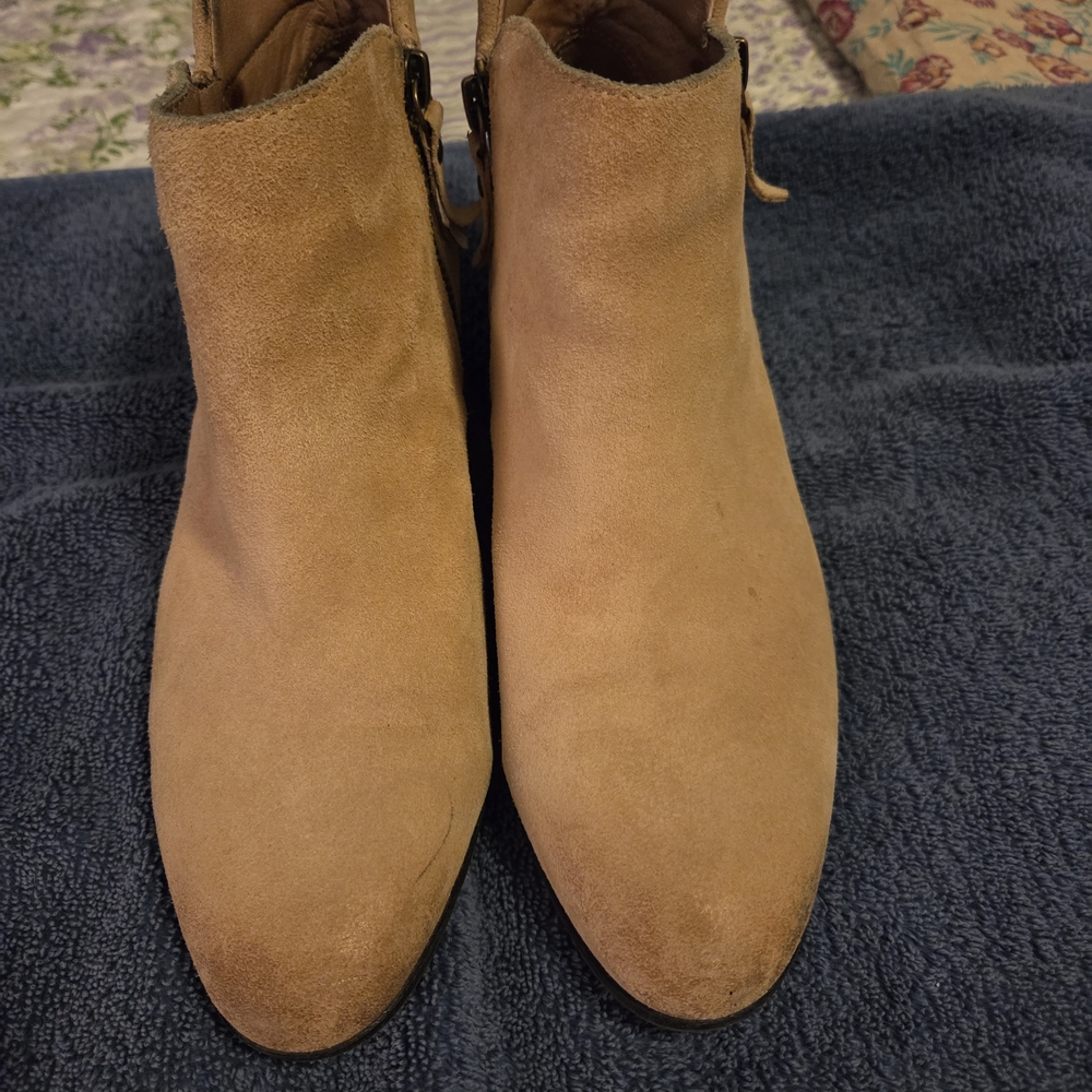 Vince Camuto Tan Suede Women's Ankle Booties